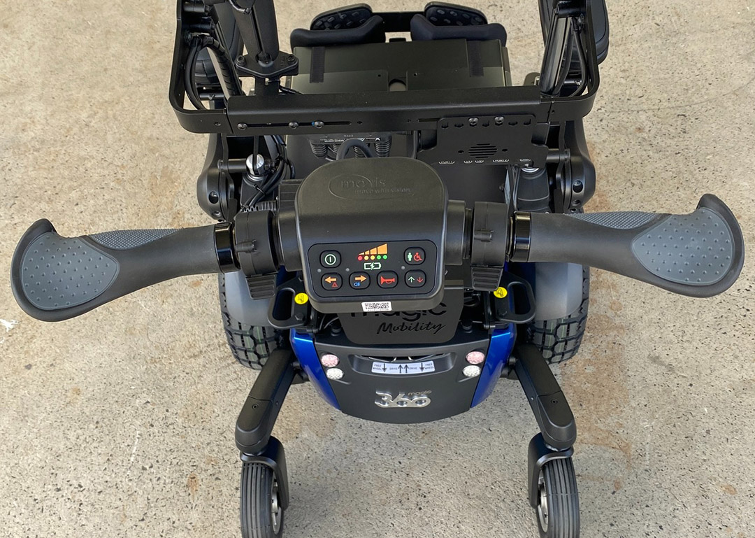 Magic 360 fillted with Mo-vis scoot control